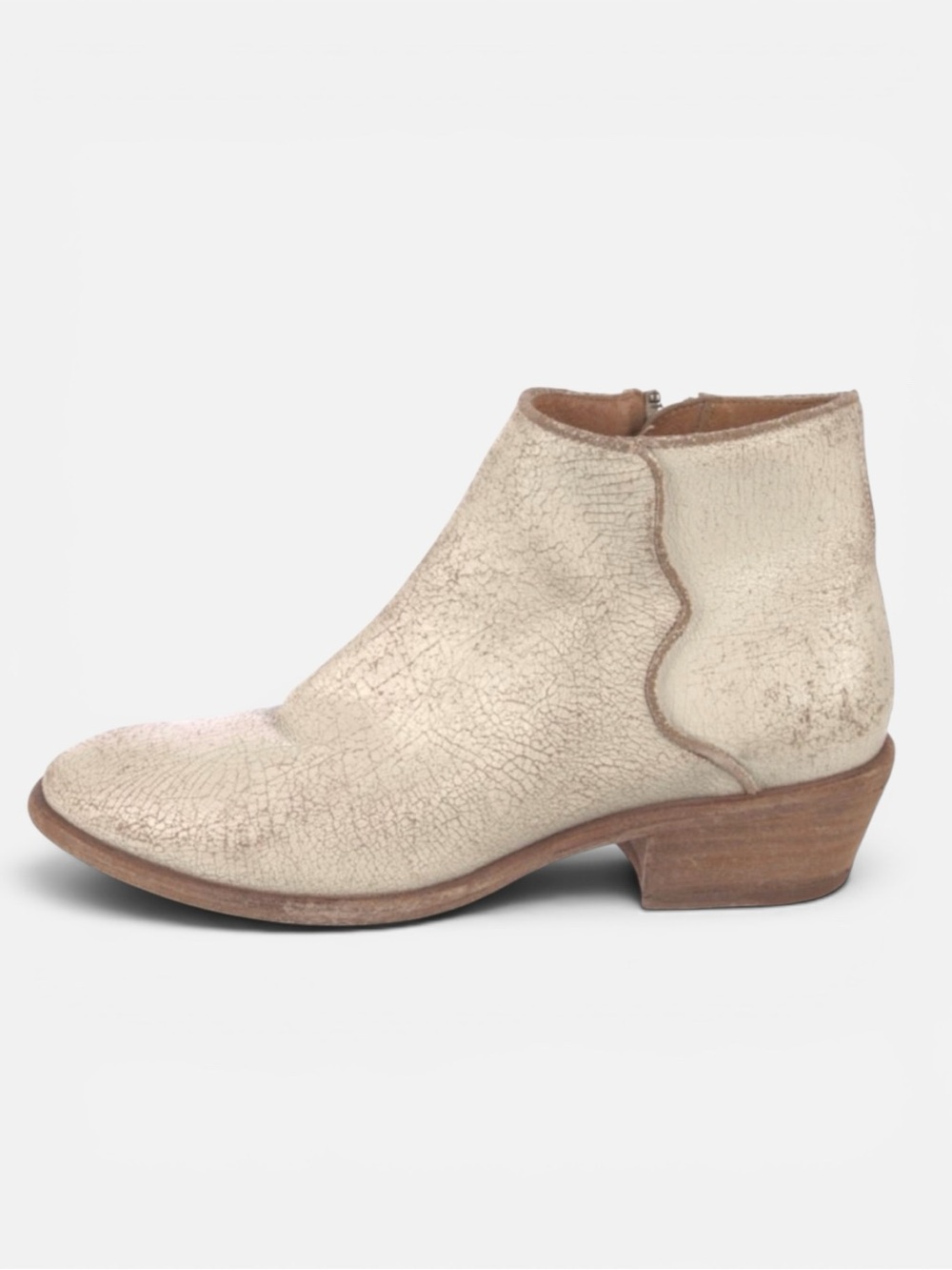 Frye Carson Piping Western Bootie Women 7.5 in Off White Distressed Finish